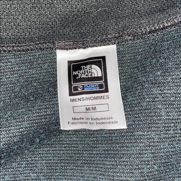 North Face half zip - Picture 2 of 5